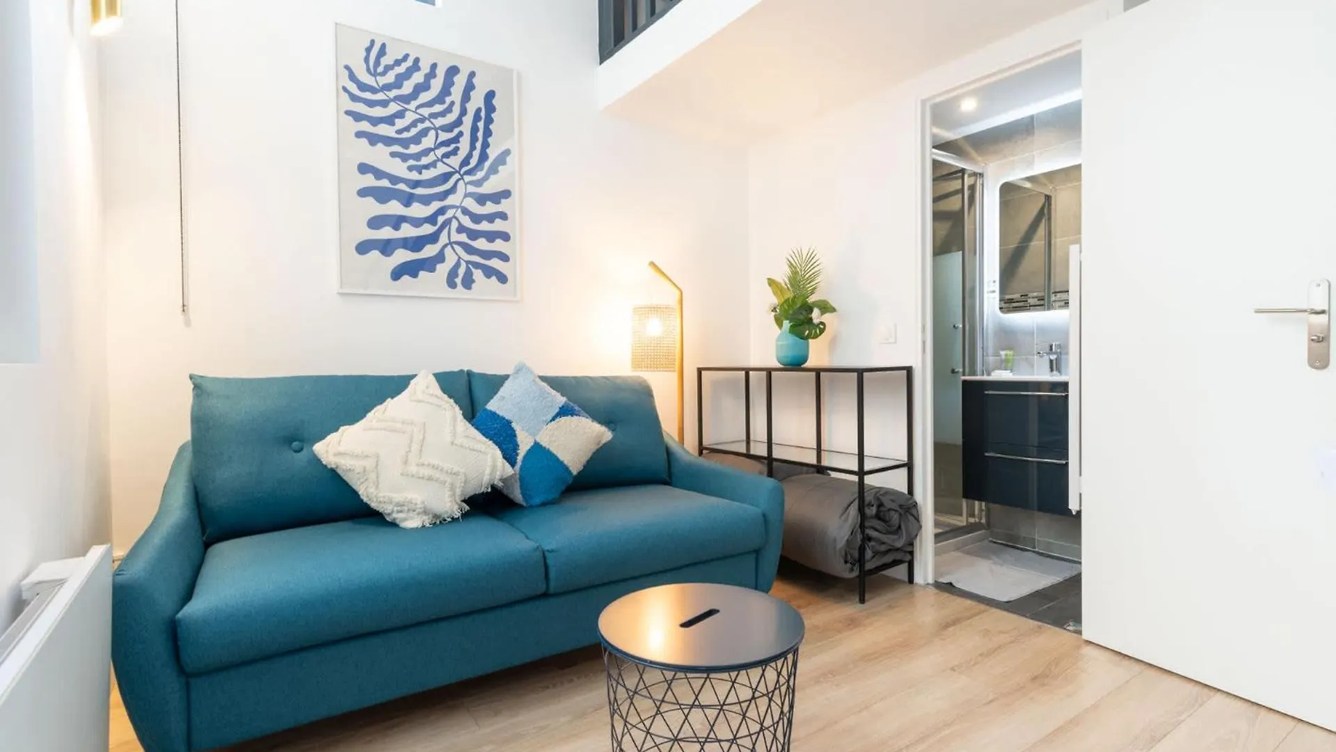 Loft House 2 Bedroom Bastille Ac By Lcc Agency Paris 0*,  France