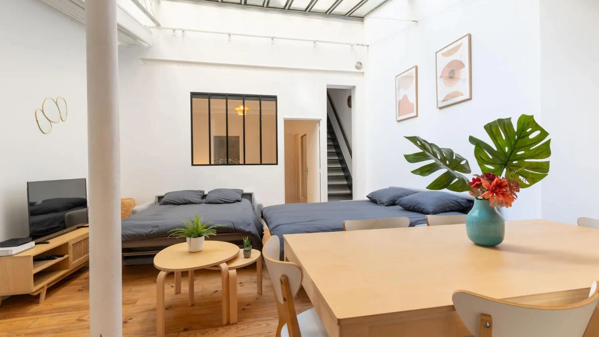 Loft House 2 Bedroom Bastille Ac By Lcc Agency Paris