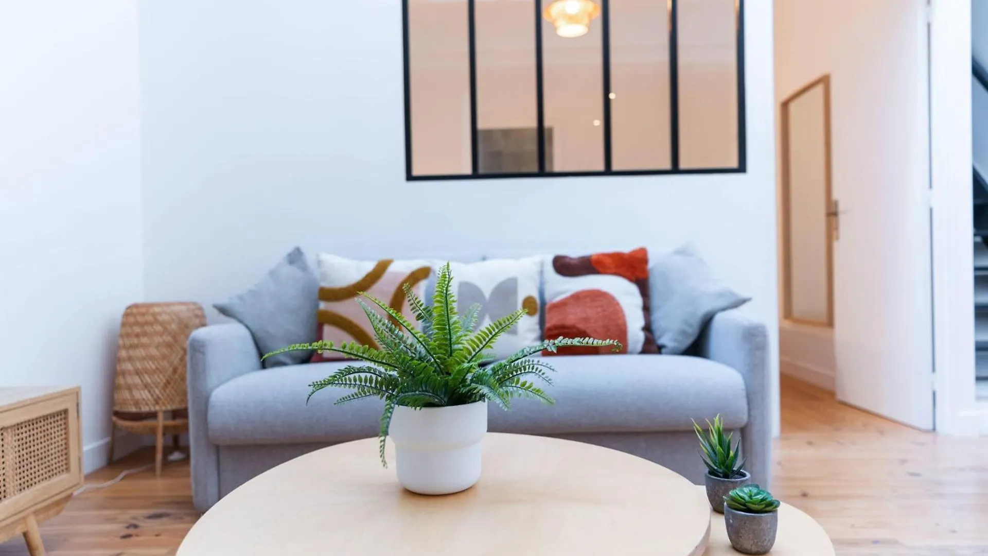 Apartment Loft House 2 Bedroom Bastille Ac By Lcc Agency Paris France