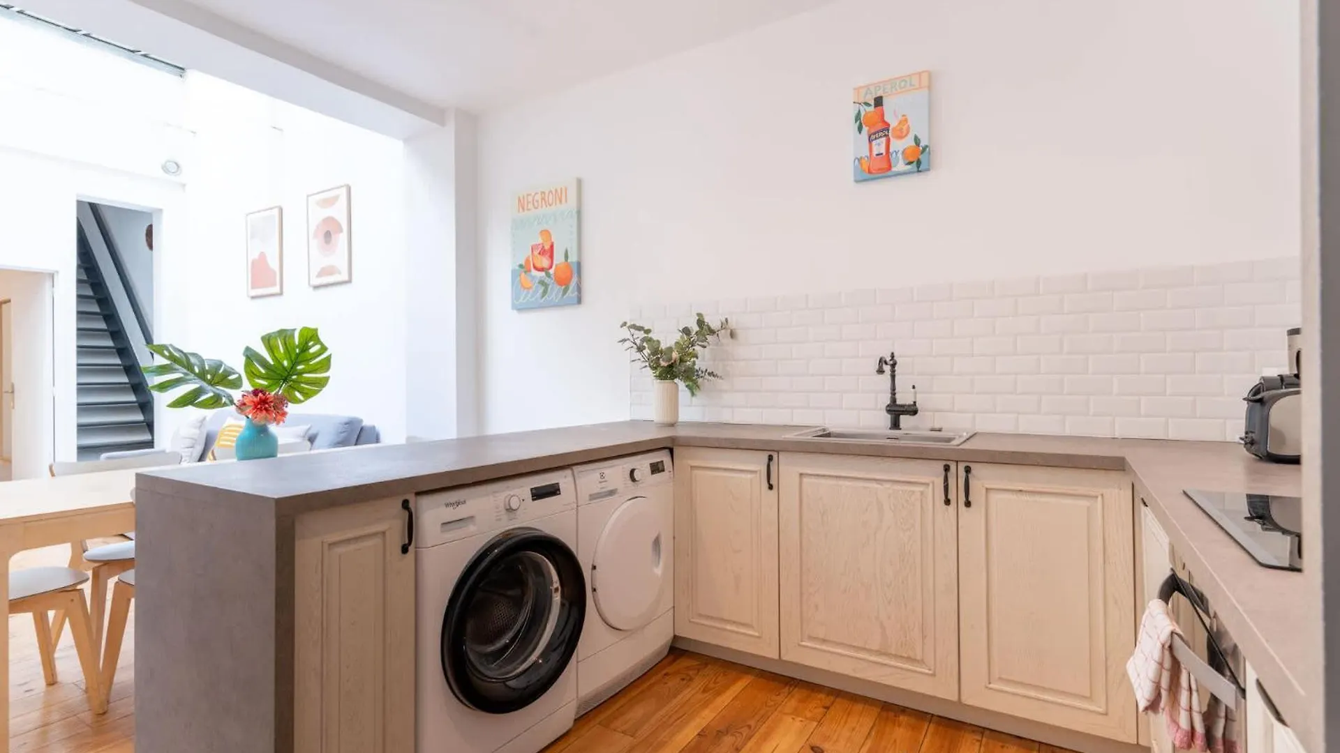 Loft House 2 Bedroom Bastille Ac By Lcc Agency Paris 0*,  France
