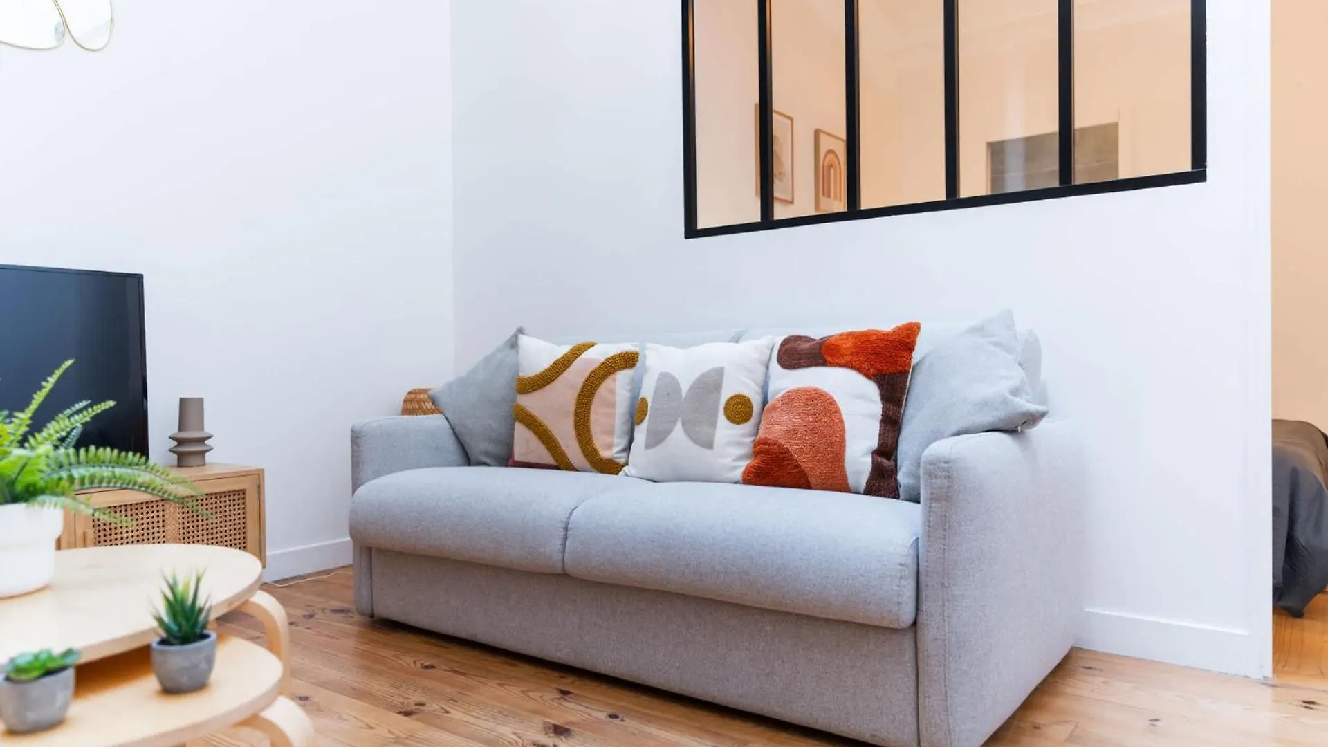 Loft House 2 Bedroom Bastille Ac By Lcc Agency Paris 0*,