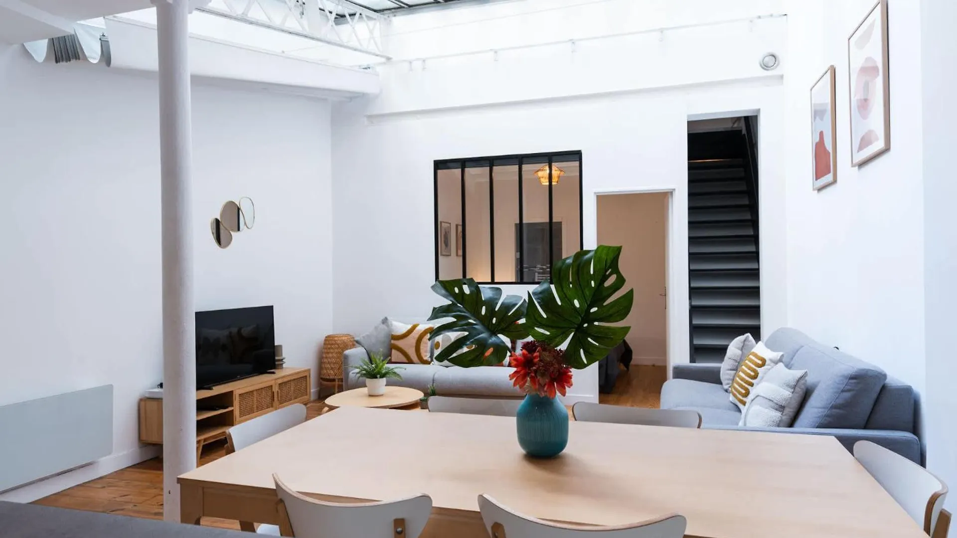 Loft House 2 Bedroom Bastille Ac By Lcc Agency Paris