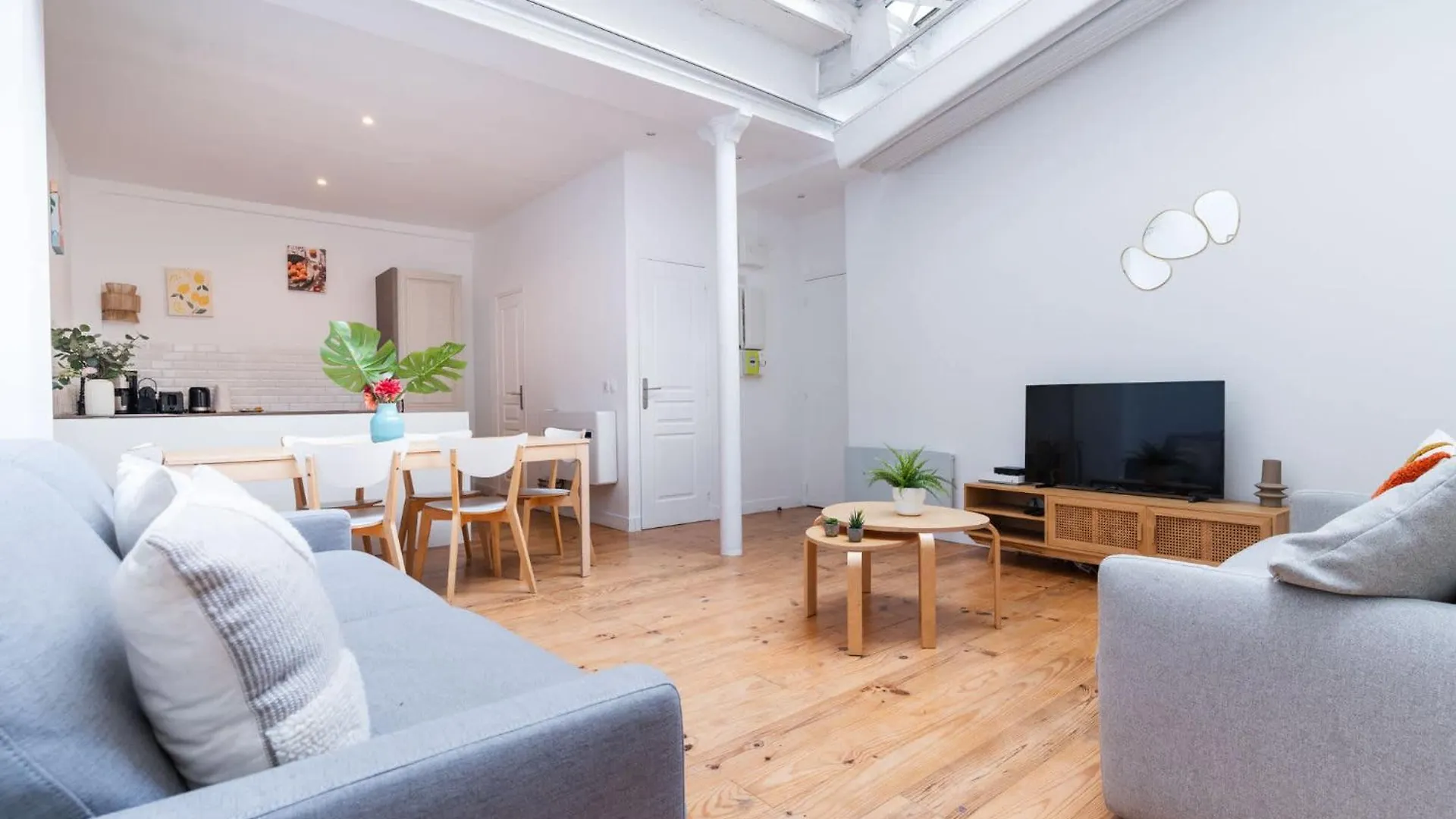Apartment Loft House 2 Bedroom Bastille Ac By Lcc Agency Paris